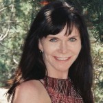Linda-Face-looking-LEFT-cropped-finished-short-e1352153196361